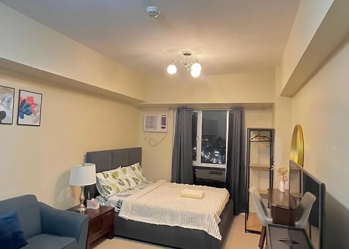 Apartment Inside It Park *